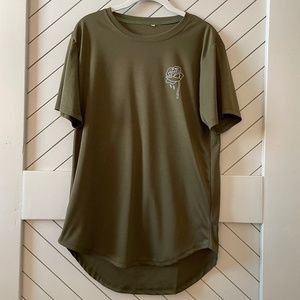 Shien - Forest Green "Rose"Short Sleeve Tee